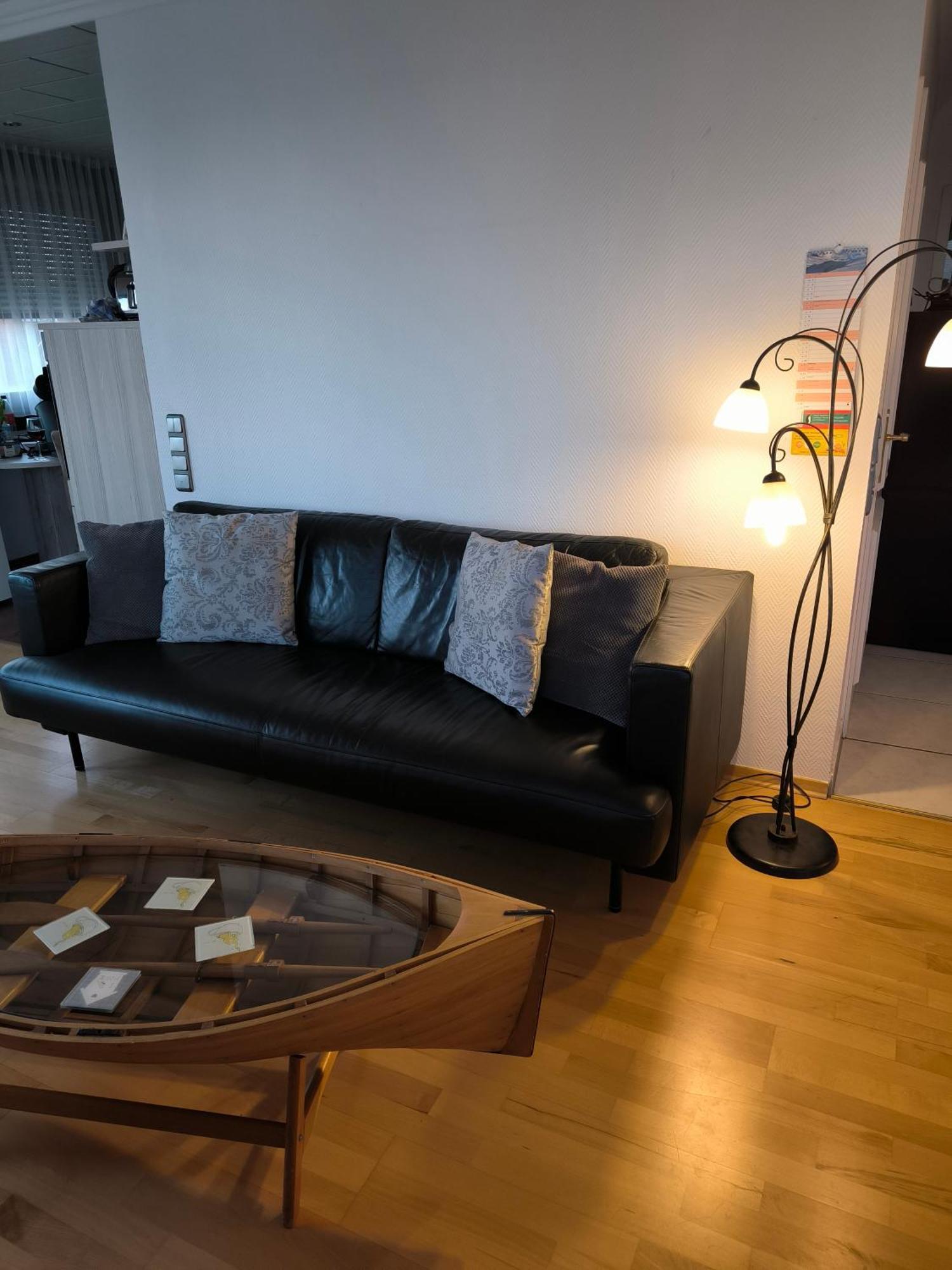 Im Herzen Von Wiesdorf- Blick Auf Das Bayer-Kreuz -Appartement Mit 2 Schlafzimmern-Fuer 3 Personen -Zentral Gelegen - Friedrich Ebert Platz 5A , 4Te Etage - Dachterrasse Und Sauna - Kaution Pflicht - Леверкузен Экстерьер фото
